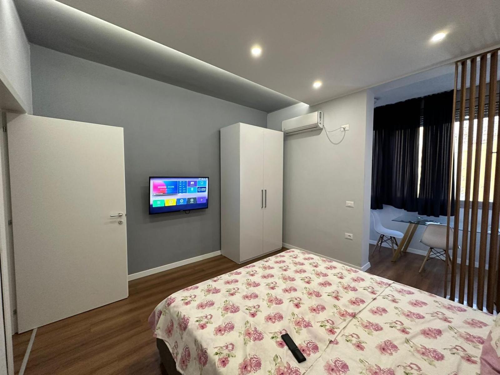 Be Solei Studio Apartments Sol 2 Tirana Extérieur photo